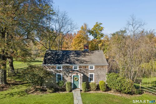 7 The Old Rd, Newtown, CT, 06470-1520 | Card Image