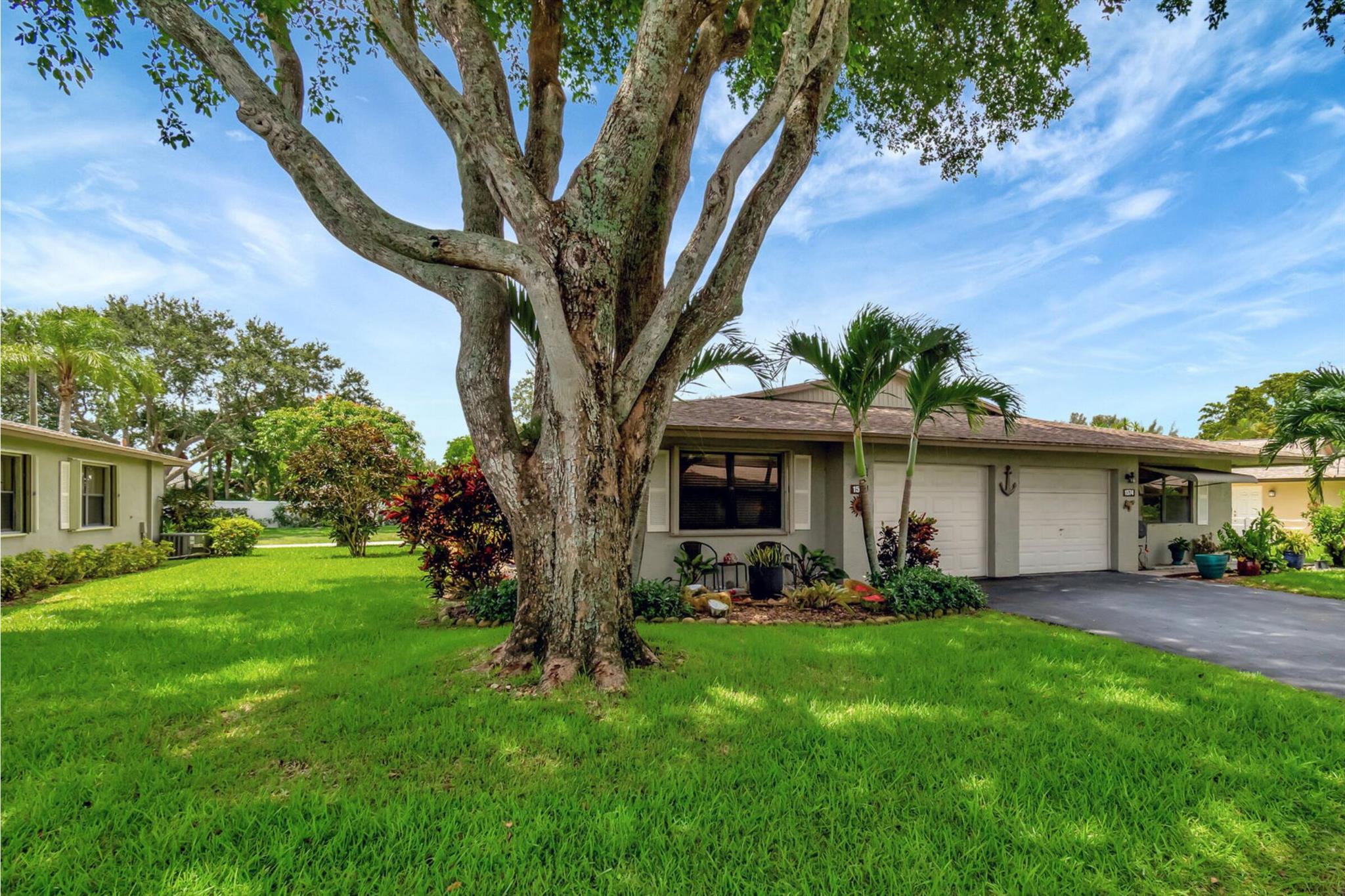 Palmland Dr, Boynton Beach, FL 33436