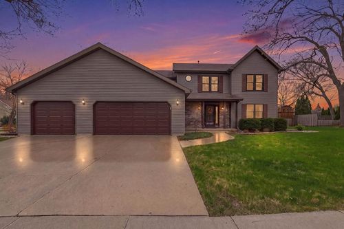 1630 Maricopa Drive, OSHKOSH, WI, 54904 | Card Image