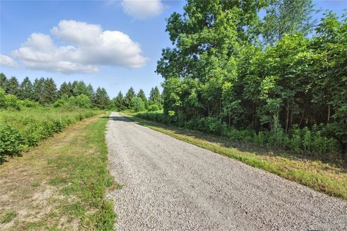 0000 River Rd, East China, MI, 48054 | Card Image