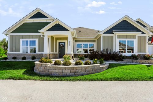 6222 Fairview Dr, McCordsville, IN, 46055-0250 | Card Image