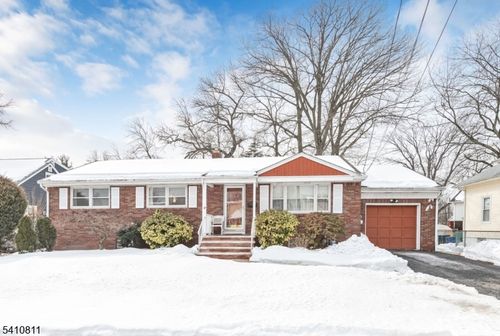 25 Madison Ave, Rochelle Park, NJ, 07662-4314 | Card Image