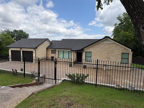 4901 Circle Ridge Dr, Fort Worth, TX, 76114-1903 | Card Image