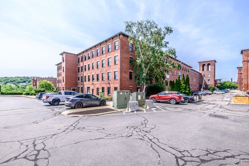 320-1 Saco Island Terrace, Saco, ME, 04072 | Card Image