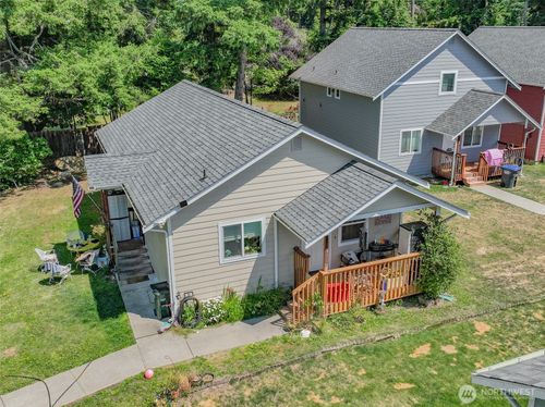 3712 Hoppe Ln Se, Lacey, WA, 98503-3695 | Card Image