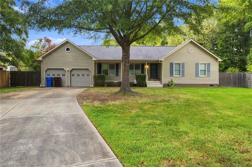 900 Saddleback Trail Court, Chesapeake, VA, 23322 | Card Image