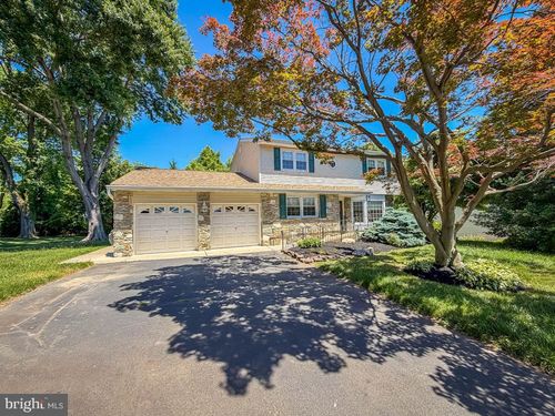 16 Upton Ln, YARDLEY, PA, 19067-2710 | Card Image