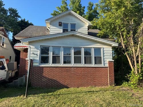 221 Harrison St, Pontiac, MI, 48341-2439 | Card Image