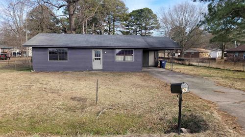 421 S Cherry St, Beebe, AR, 72012-3701 | Card Image
