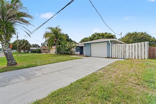 10525 Oleander Dr, PORT RICHEY, FL, 34668-2933 | Card Image