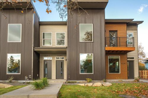 3205 E 30th Ave, Spokane, WA, 99223-3737 | Card Image