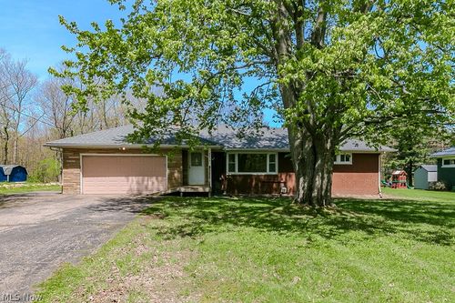 8839 Billings Road, Kirtland, OH, 44094 | Card Image