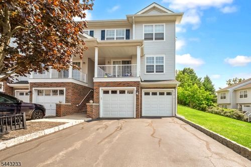 418 Dalton Ct, Denville, NJ, 07834-3467 | Card Image