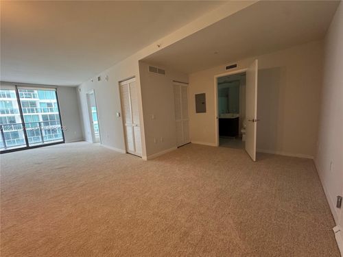 2004-31 Se 6th St, Miami, FL, 33131-3098 | Card Image