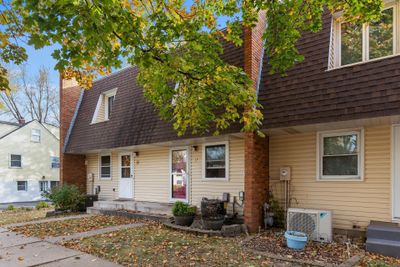 9 - 241 22nd Avenue S, Townhouse with 2 bedrooms, 1 bathrooms and null parking in South Saint Paul MN | Image 3