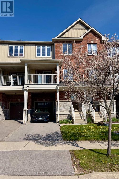 130 Truedell Circle, Hamilton (Waterdown), ON, L0R2H9 | Card Image