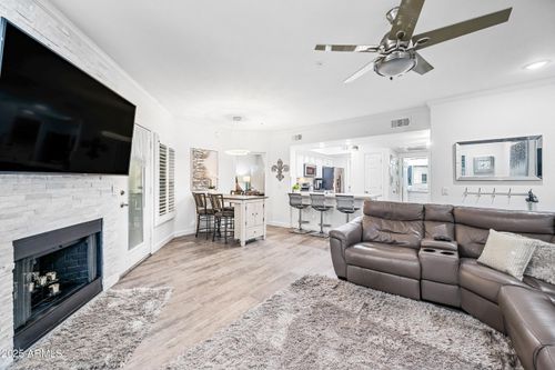 2046-15095 N Thompson Peak Pkwy, Scottsdale, AZ, 85260-2874 | Card Image