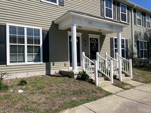 1975 Bloomington Avenue, TALLAHASSEE, FL, 32304 | Card Image