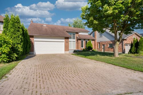 26 Grasmere Cres, London, ON, N6G4P2 | Card Image