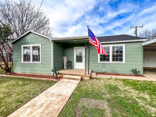 710 S Orient St, Stamford, TX, 79553-5706 | Card Image