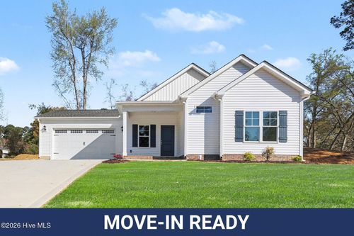 1709 Elizabeth Dr, Kinston, NC, 28504-3415 | Card Image