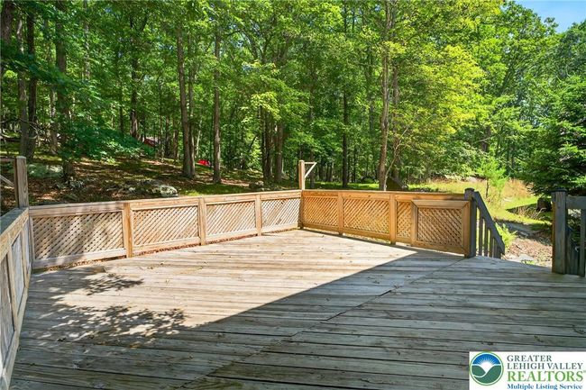 6471 Decker Rd, House other with 3 bedrooms, 2 bathrooms and null parking in Bushkill PA | Image 31