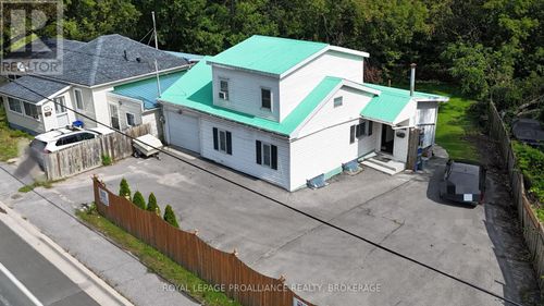 1105 Montreal St, Kingston, ON, K7K3K6 | Card Image