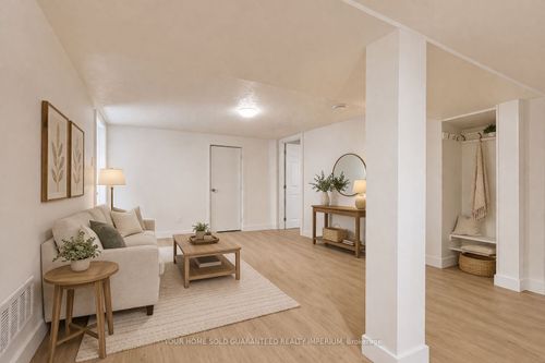 3-428 Thorold Rd, Welland, ON, L3C3W6 | Card Image