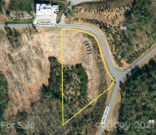 57-2019 Shannon Dr, Morganton, NC, 28655-6483 | Card Image