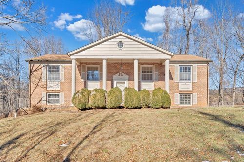 124 Sunset Dr, Stuart, VA, 24171 | Card Image