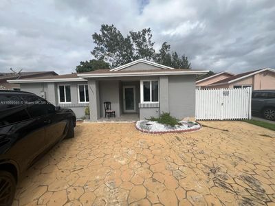 12231 Sw 195th Ter, House other with 3 bedrooms, 2 bathrooms and null parking in Miami FL | Image 1