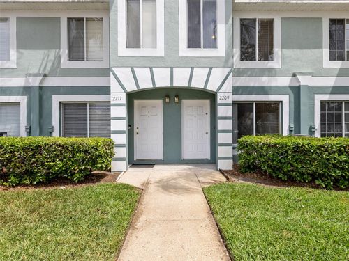 2209 Fluorshire Dr, BRANDON, FL, 33511-1307 | Card Image