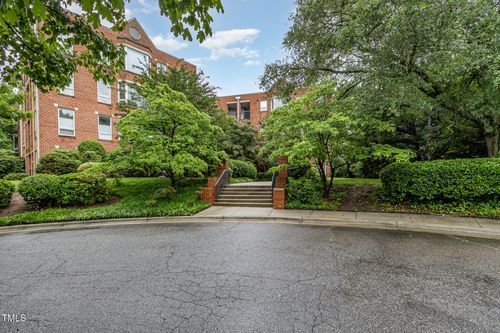 apt-302-620 Martin Luther King Jr Blvd, Chapel Hill, NC, 27514-5732 | Card Image