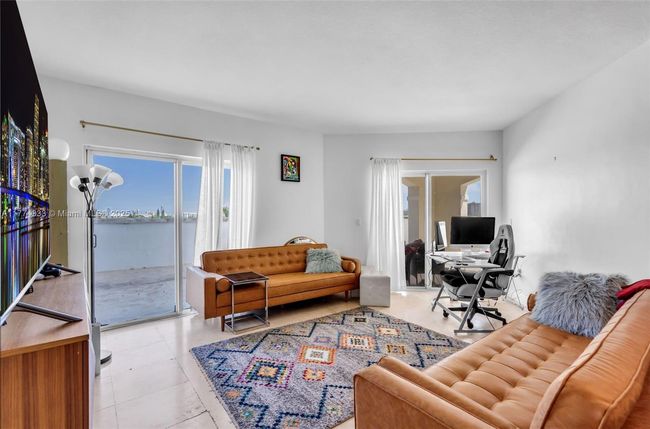 APT-207 - 1627 Sw 37 Th Ave, Condo with 2 bedrooms, 2 bathrooms and null parking in Miami FL | Image 7