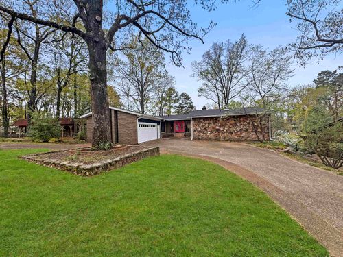 140 Viking Dr, Cordova, TN, 38018-7264 | Card Image