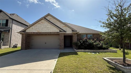 402 Cliffmere Dr, Fate, TX, 75087-7039 | Card Image