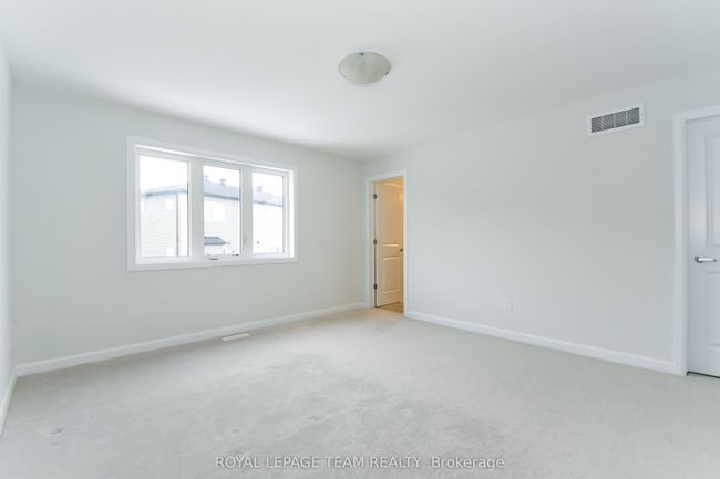 522 Branch St, House attached with 3 bedrooms, 3 bathrooms and 2 parking in Ottawa ON | Image 16