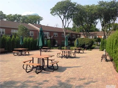 apt-8-301 Hicksville Rd, Bethpage, NY, 11714-3458 | Card Image