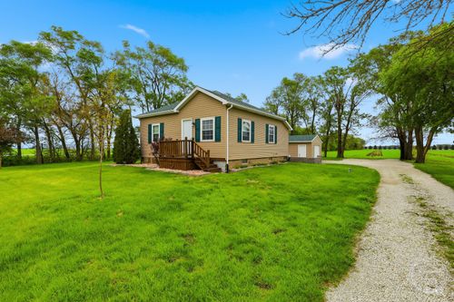 3029 8500e Rd, Saint Anne, IL, 60964-4164 | Card Image