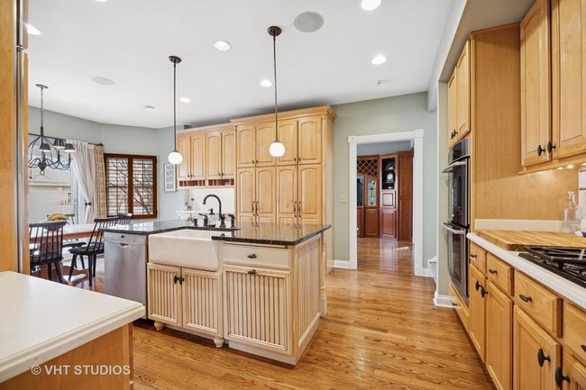 2081 Jordan Ter, House other with 5 bedrooms, 5 bathrooms and 3 parking in Buffalo Grove IL | Image 15