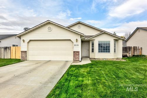3719 Hickman St, Caldwell, ID, 83607-1771 | Card Image