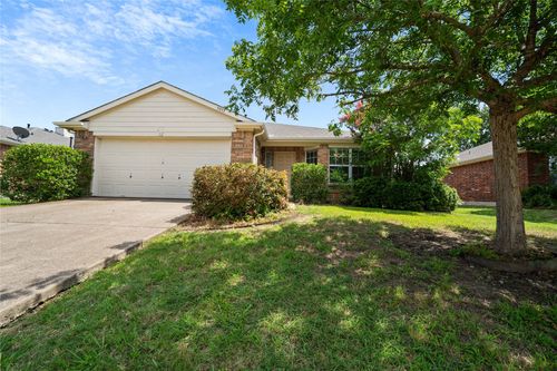 3013 Eastwood Dr, Wylie, TX, 75098-8724 | Card Image