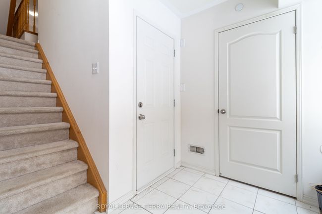 2204 Chevron Prince Path, Condo with 4 bedrooms, 3 bathrooms and 1 parking in Oshawa ON | Image 17