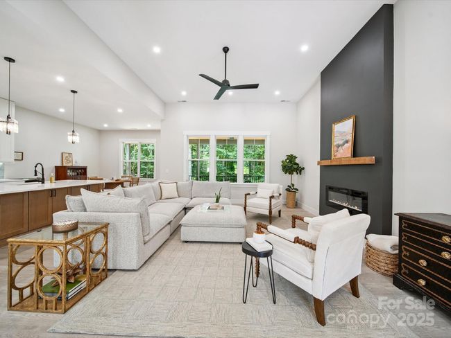 2108 Lakeview Cir, House other with 4 bedrooms, 4 bathrooms and null parking in Matthews NC | Image 9