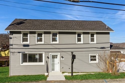 221 N 3rd St, West Newton, PA, 15089-1614 | Card Image