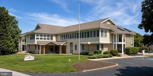 105-1 N Bacton Hill Rd, MALVERN, PA, 19355-1032 | Card Image