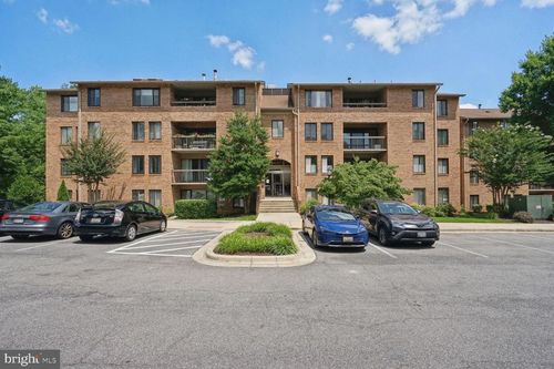 apt-303-11323 Commonwealth Dr, ROCKVILLE, MD, 20852-2823 | Card Image
