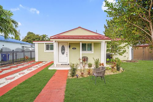 413 Nw 100th Ter, Miami, FL, 33150-1441 | Card Image