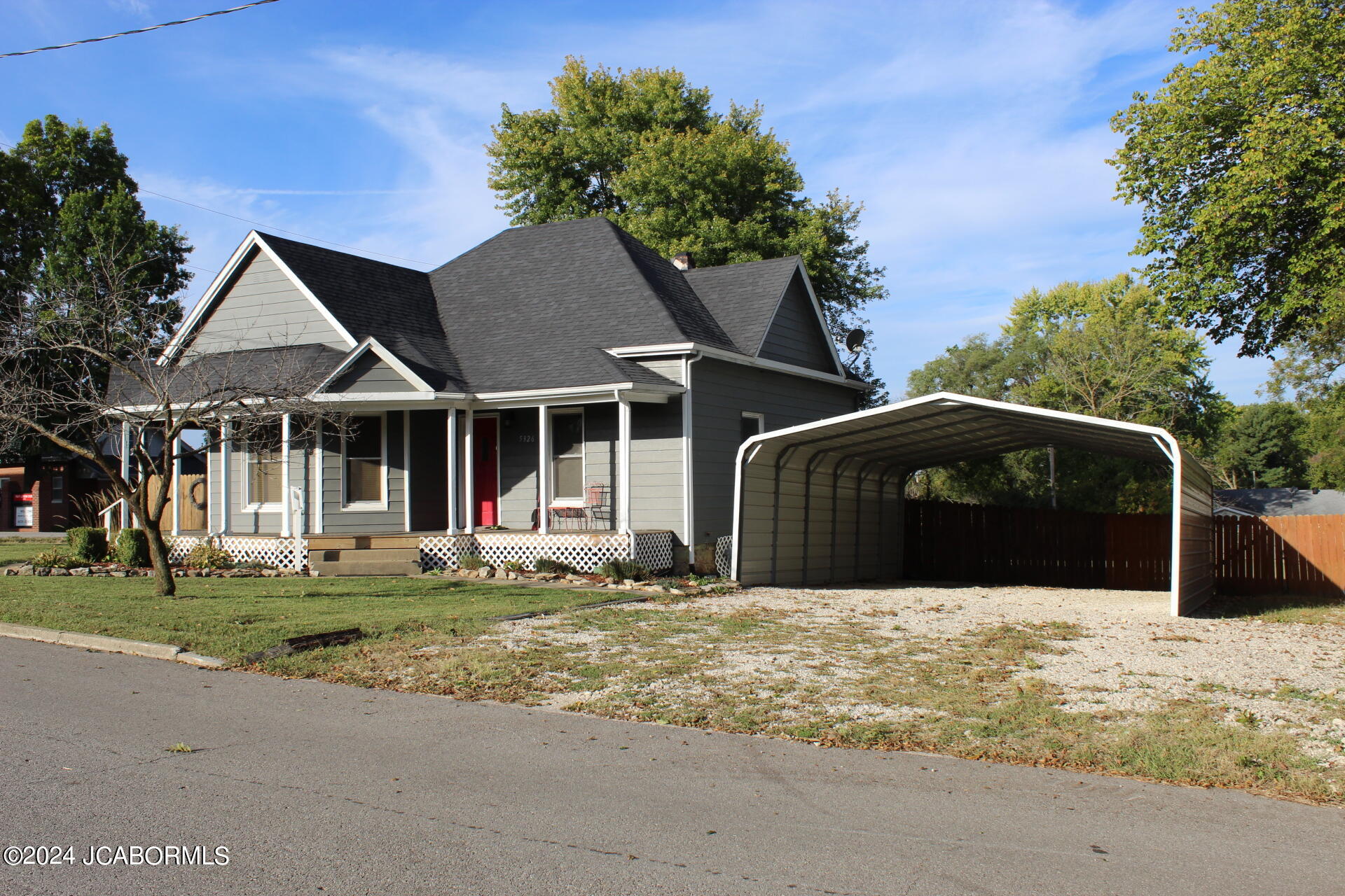 Marion St, Russellville, MO 65074