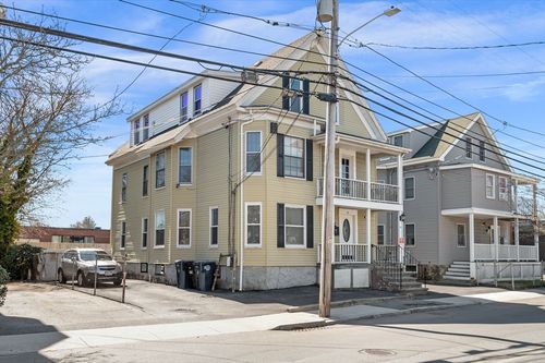 39 Mason St, Salem, MA, 01970-6454 | Card Image